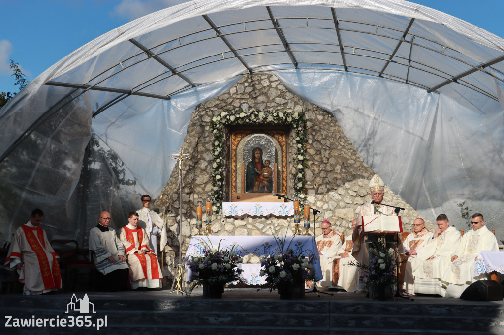 Fotorelacja I: Uroczysta Koronacja Cudownego Obrazu Matki Bożej Skarżyckiej
