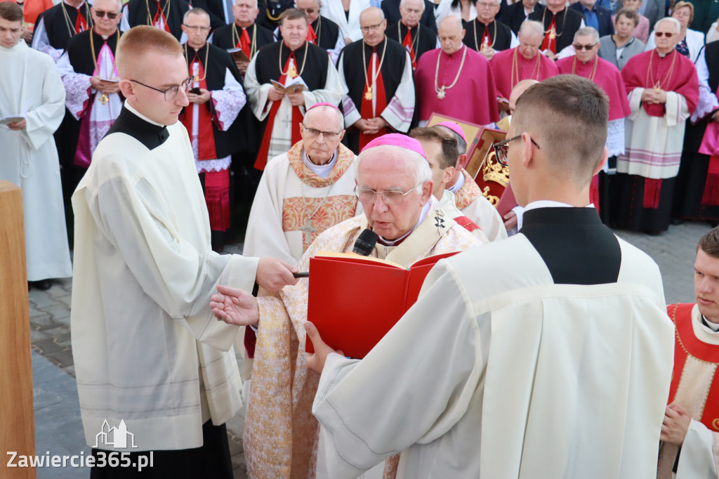 Fotorelacja II: Uroczysta Koronacja Cudownego Obrazu Matki Bożej Skarżyckiej
