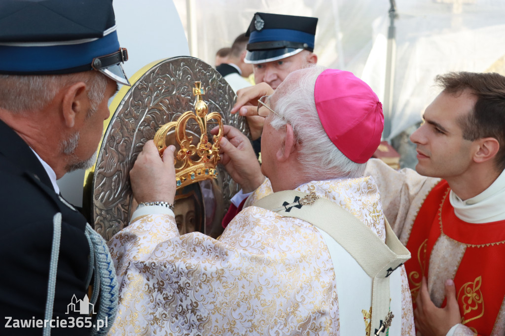 Fotorelacja II: Uroczysta Koronacja Cudownego Obrazu Matki Bożej Skarżyckiej