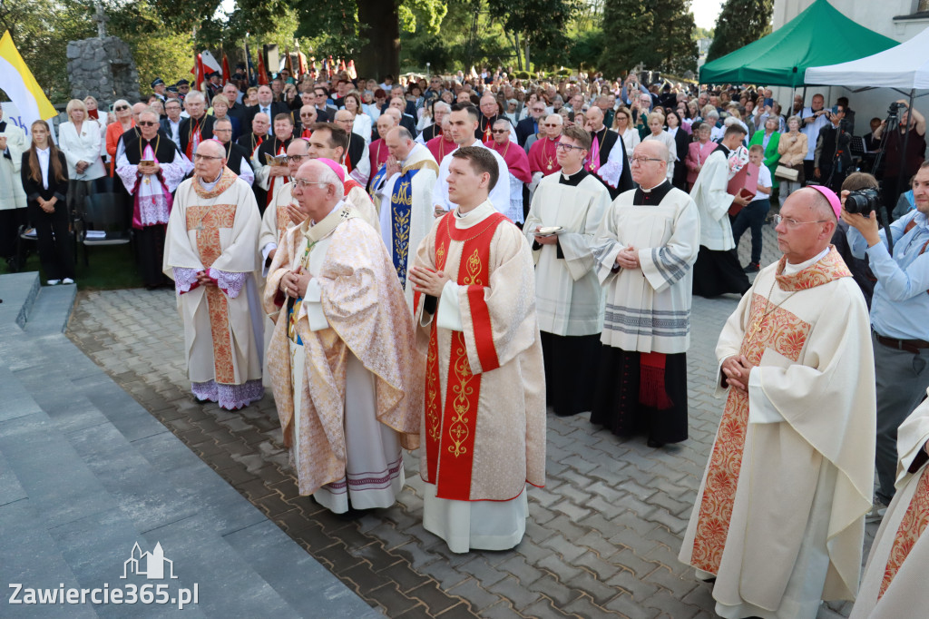 Fotorelacja II: Uroczysta Koronacja Cudownego Obrazu Matki Bożej Skarżyckiej