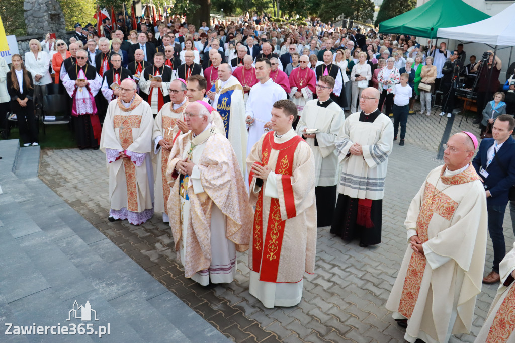 Fotorelacja II: Uroczysta Koronacja Cudownego Obrazu Matki Bożej Skarżyckiej