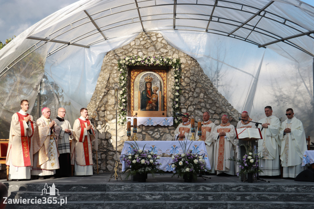Fotorelacja II: Uroczysta Koronacja Cudownego Obrazu Matki Bożej Skarżyckiej