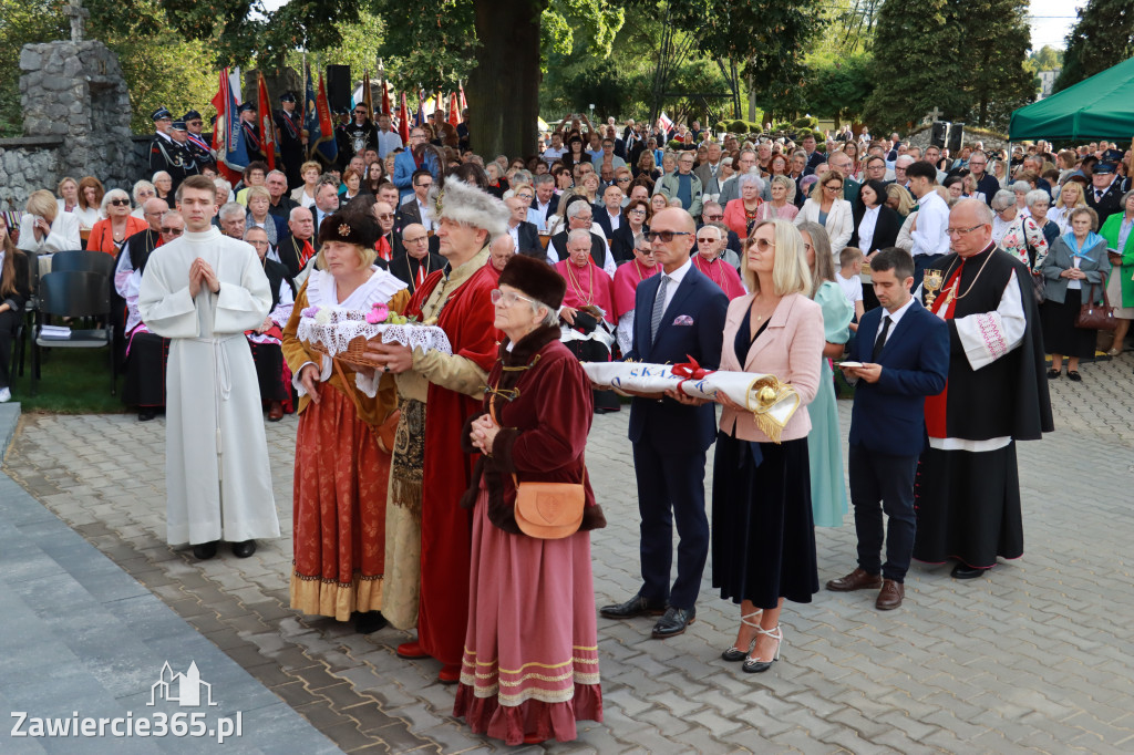 Fotorelacja II: Uroczysta Koronacja Cudownego Obrazu Matki Bożej Skarżyckiej