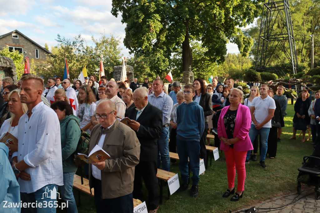 Fotorelacja II: Uroczysta Koronacja Cudownego Obrazu Matki Bożej Skarżyckiej