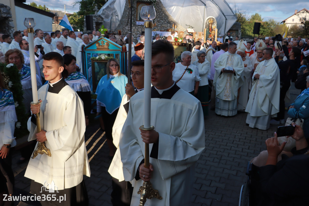 Fotorelacja II: Uroczysta Koronacja Cudownego Obrazu Matki Bożej Skarżyckiej