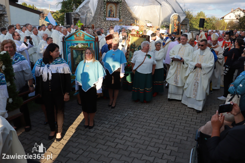 Fotorelacja II: Uroczysta Koronacja Cudownego Obrazu Matki Bożej Skarżyckiej