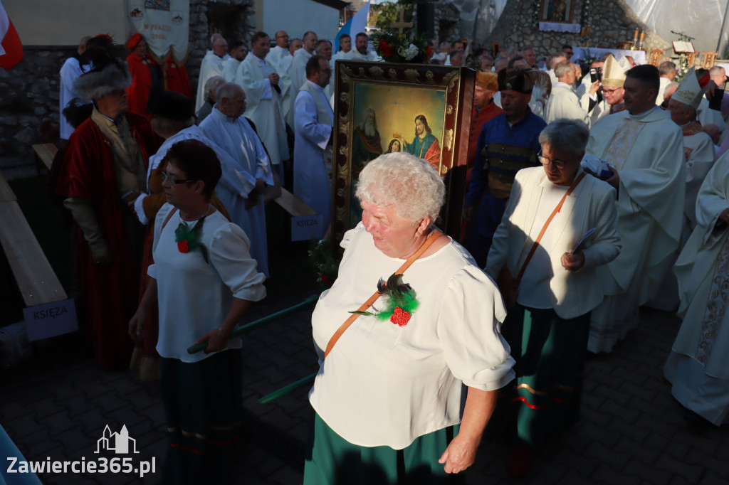Fotorelacja II: Uroczysta Koronacja Cudownego Obrazu Matki Bożej Skarżyckiej
