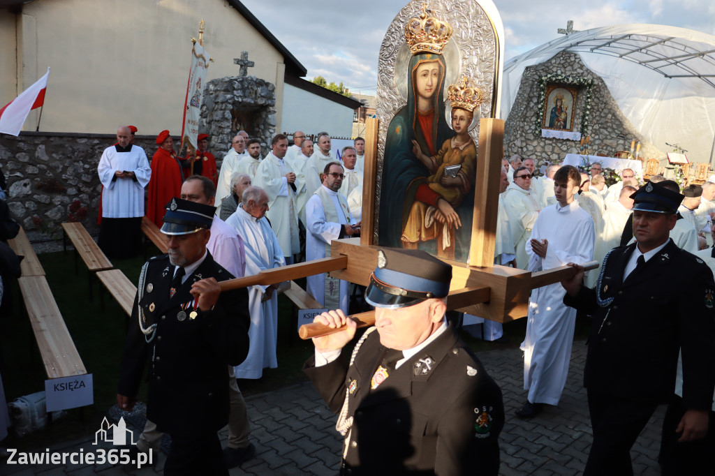 Fotorelacja II: Uroczysta Koronacja Cudownego Obrazu Matki Bożej Skarżyckiej