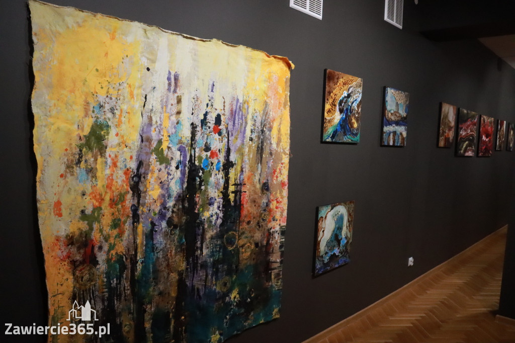 Fotorelacja: Wernisaż w ramach Festiwalu PO-MOSTY w MOK Zawiercie