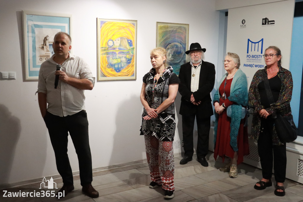 Fotorelacja: Wernisaż w ramach Festiwalu PO-MOSTY w MOK Zawiercie