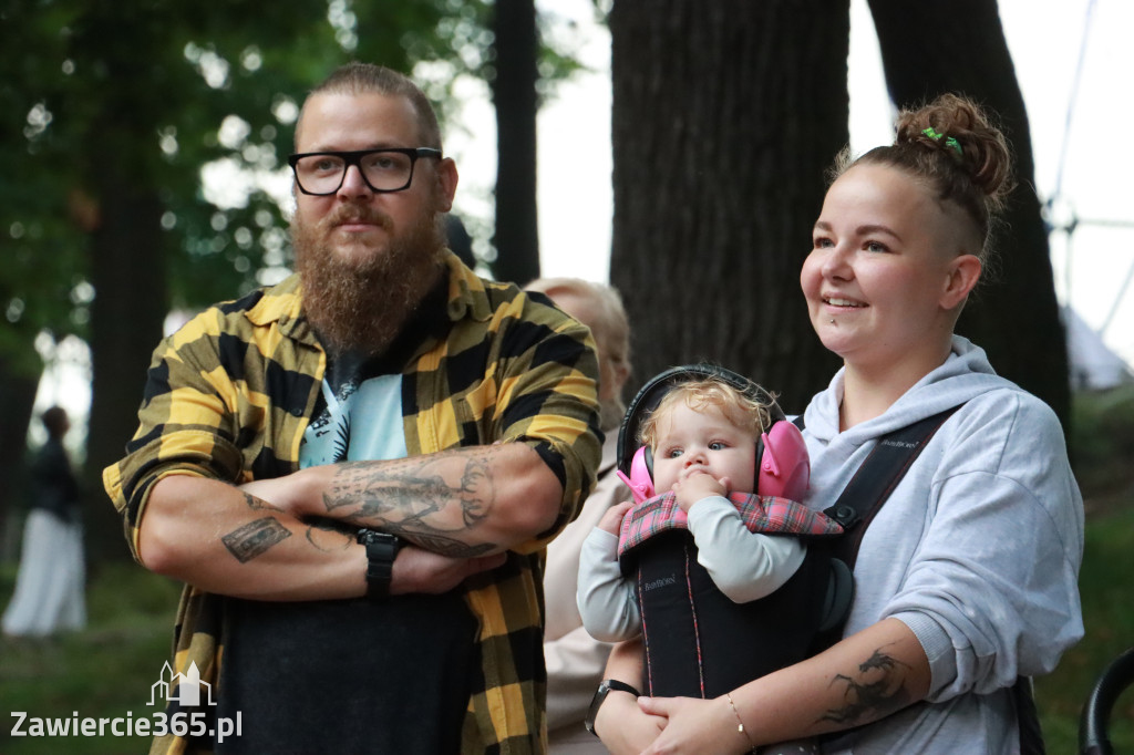 Fotorelacja I: Żywa Scena Zawiercie – Festiwal Reggae. Koncert zespołu KOŁTUN!