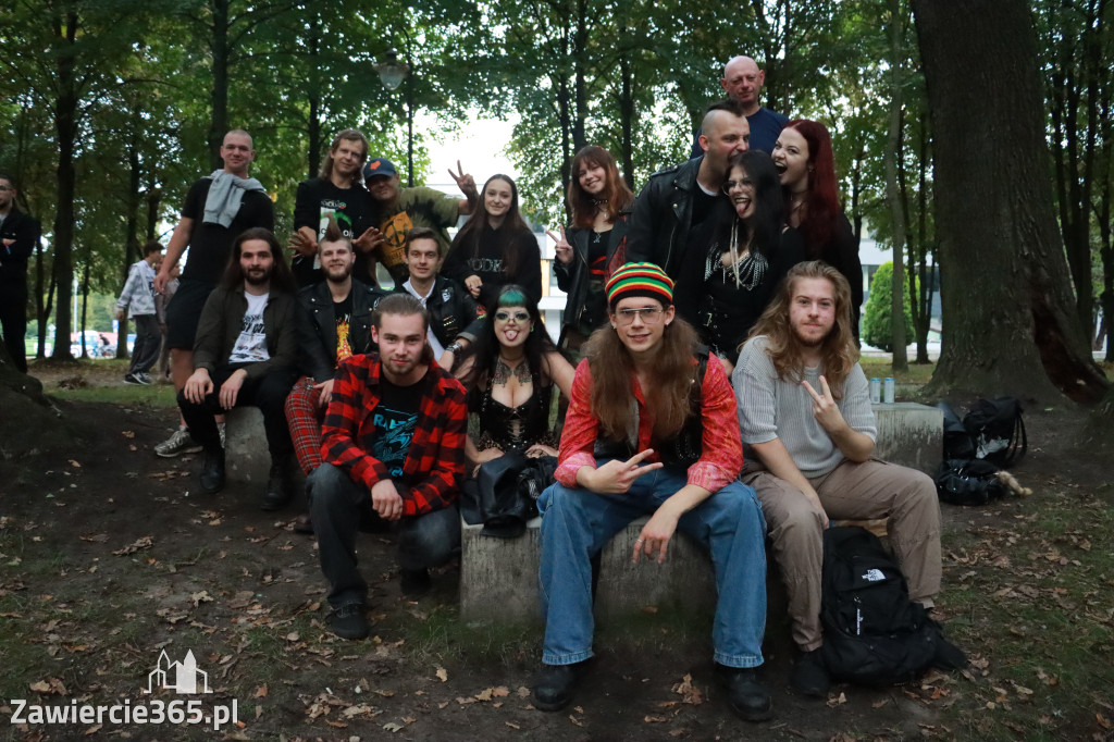 Fotorelacja I: Żywa Scena Zawiercie – Festiwal Reggae. Koncert zespołu KOŁTUN!