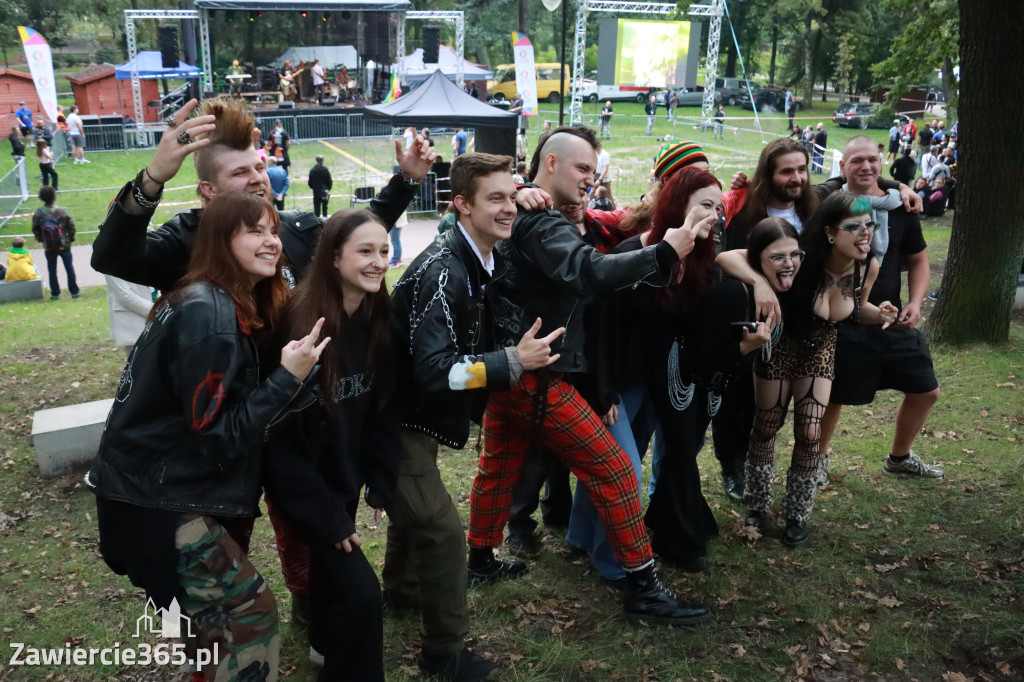 Fotorelacja I: Żywa Scena Zawiercie – Festiwal Reggae. Koncert zespołu KOŁTUN!