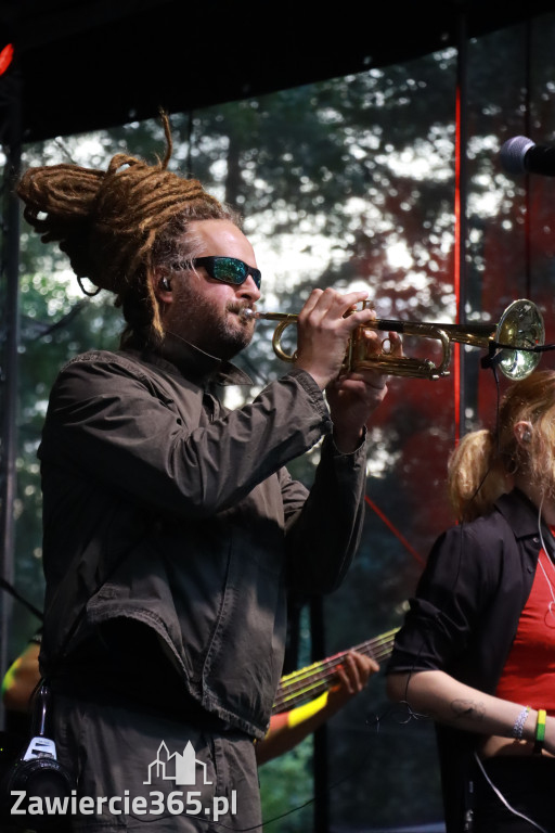 Fotorelacja II: Żywa Scena Zawiercie – Festiwal Reggae. Koncert zespołu KONOPIANS