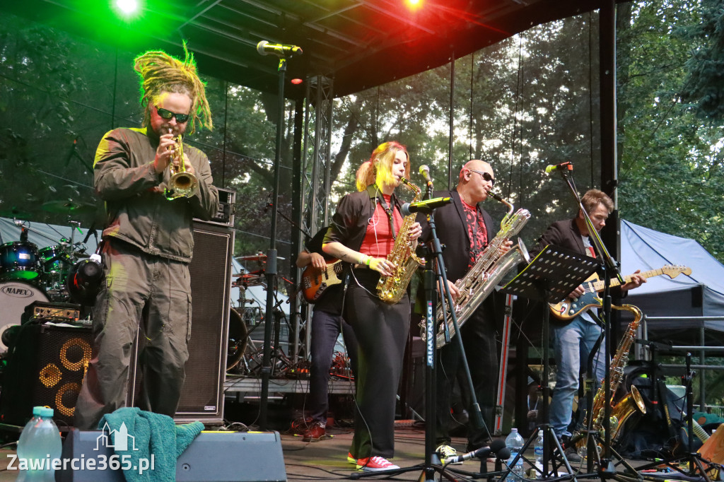 Fotorelacja II: Żywa Scena Zawiercie – Festiwal Reggae. Koncert zespołu KONOPIANS