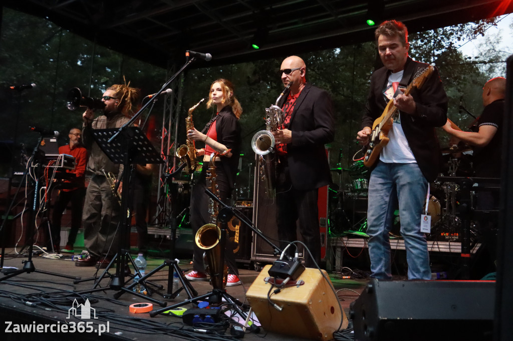 Fotorelacja II: Żywa Scena Zawiercie – Festiwal Reggae. Koncert zespołu KONOPIANS