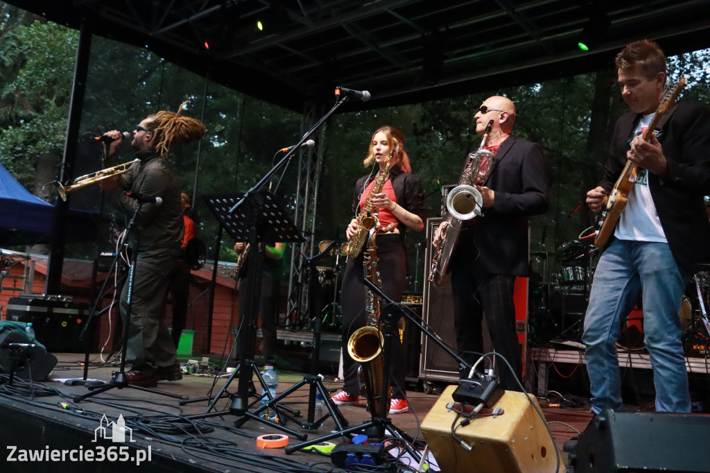 Fotorelacja II: Żywa Scena Zawiercie – Festiwal Reggae. Koncert zespołu KONOPIANS