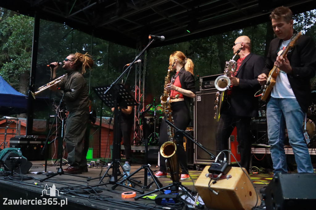 Fotorelacja II: Żywa Scena Zawiercie – Festiwal Reggae. Koncert zespołu KONOPIANS