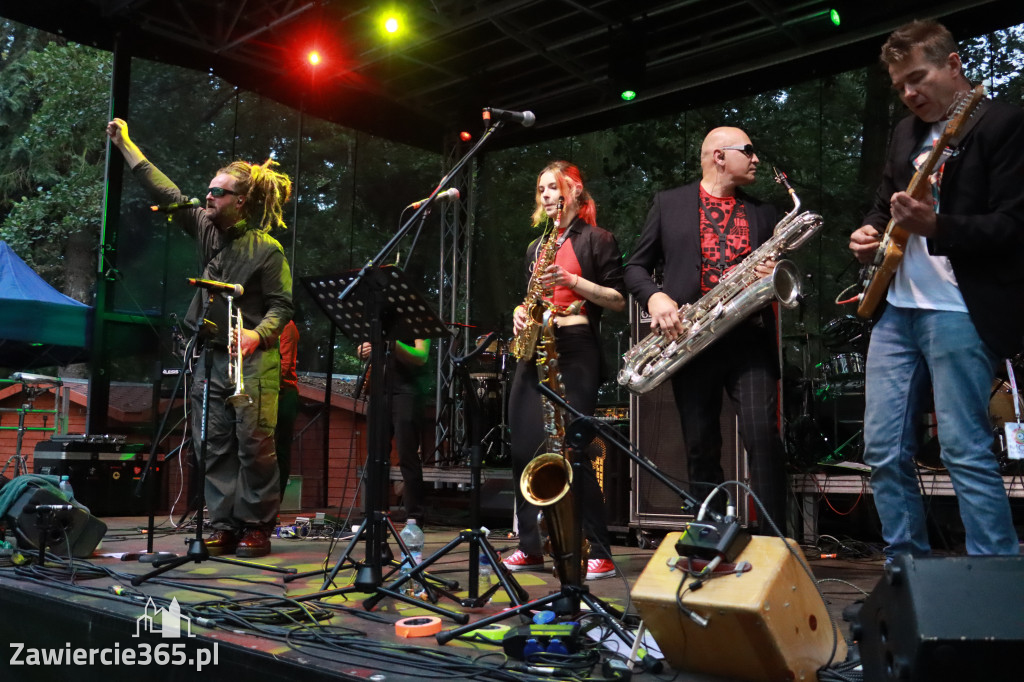 Fotorelacja II: Żywa Scena Zawiercie – Festiwal Reggae. Koncert zespołu KONOPIANS