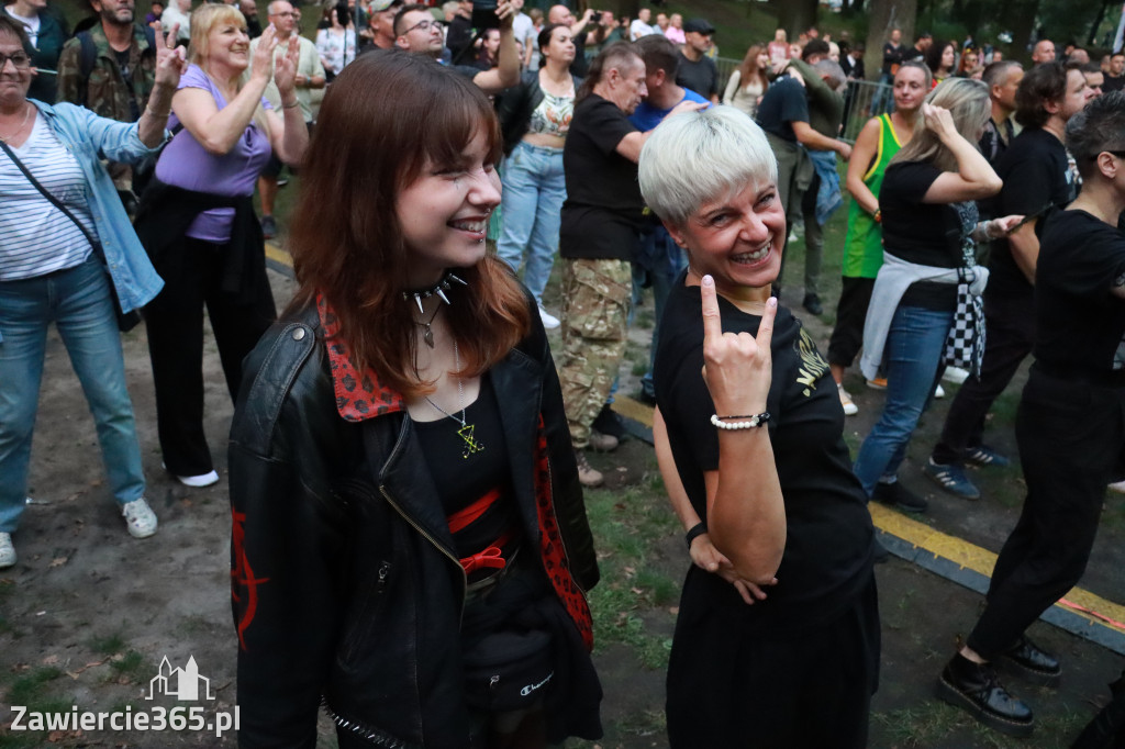 Fotorelacja II: Żywa Scena Zawiercie – Festiwal Reggae. Koncert zespołu KONOPIANS