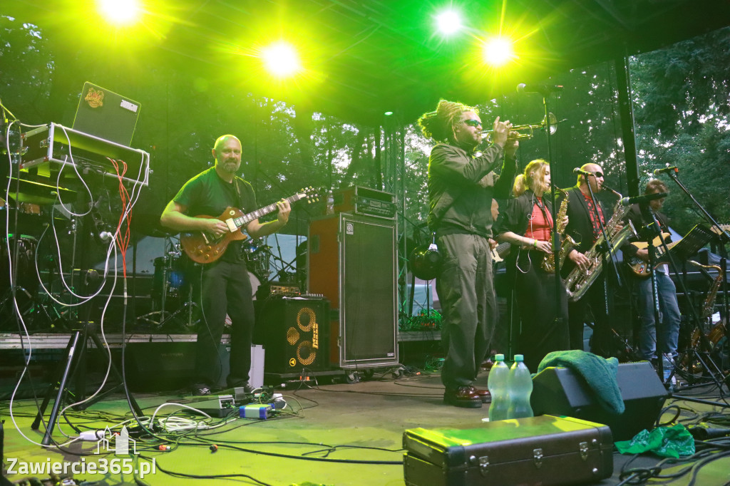 Fotorelacja II: Żywa Scena Zawiercie – Festiwal Reggae. Koncert zespołu KONOPIANS