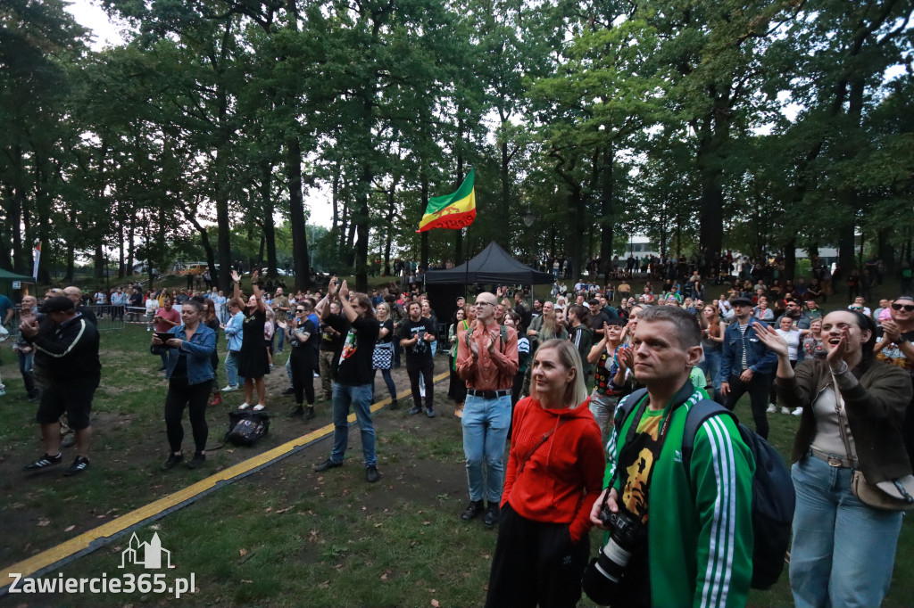 Fotorelacja II: Żywa Scena Zawiercie – Festiwal Reggae. Koncert zespołu KONOPIANS