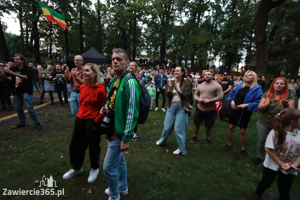 Fotorelacja II: Żywa Scena Zawiercie – Festiwal Reggae. Koncert zespołu KONOPIANS