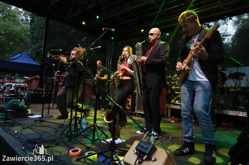 Fotorelacja II: Żywa Scena Zawiercie – Festiwal Reggae. Koncert zespołu KONOPIANS