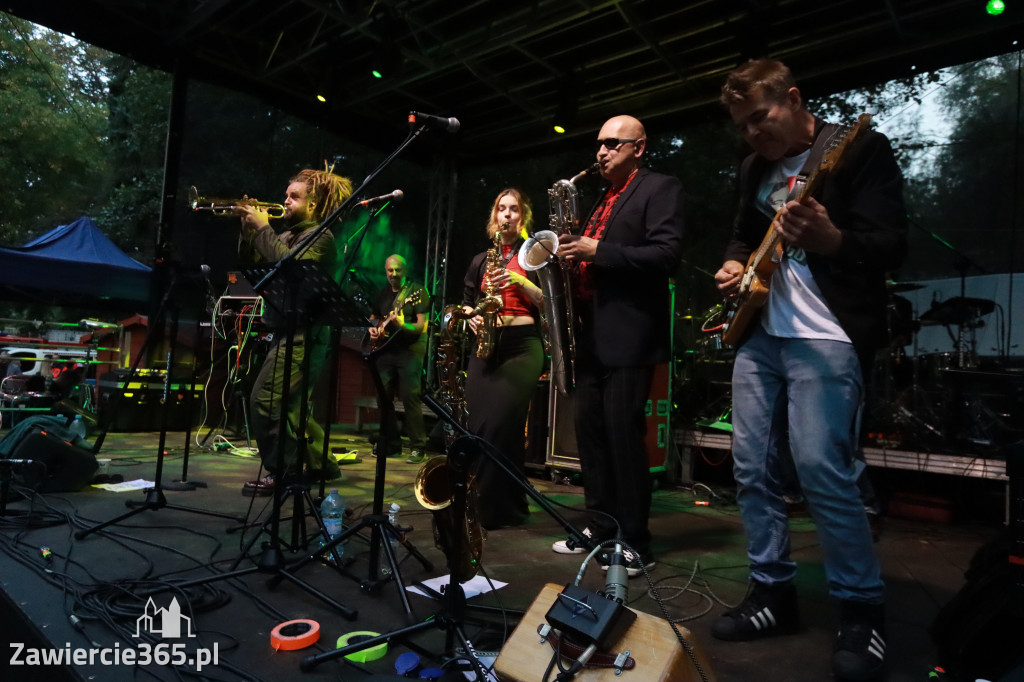 Fotorelacja II: Żywa Scena Zawiercie – Festiwal Reggae. Koncert zespołu KONOPIANS