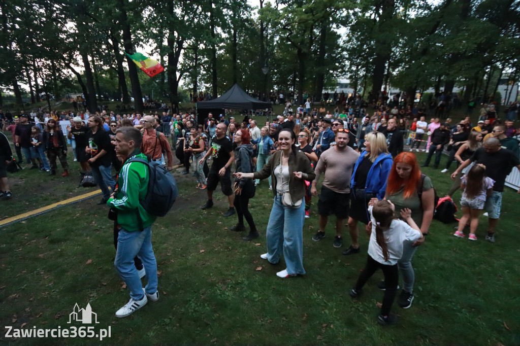 Fotorelacja II: Żywa Scena Zawiercie – Festiwal Reggae. Koncert zespołu KONOPIANS