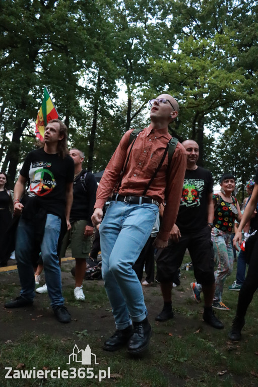 Fotorelacja II: Żywa Scena Zawiercie – Festiwal Reggae. Koncert zespołu KONOPIANS