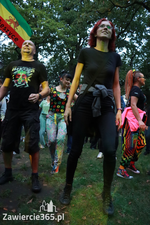 Fotorelacja II: Żywa Scena Zawiercie – Festiwal Reggae. Koncert zespołu KONOPIANS