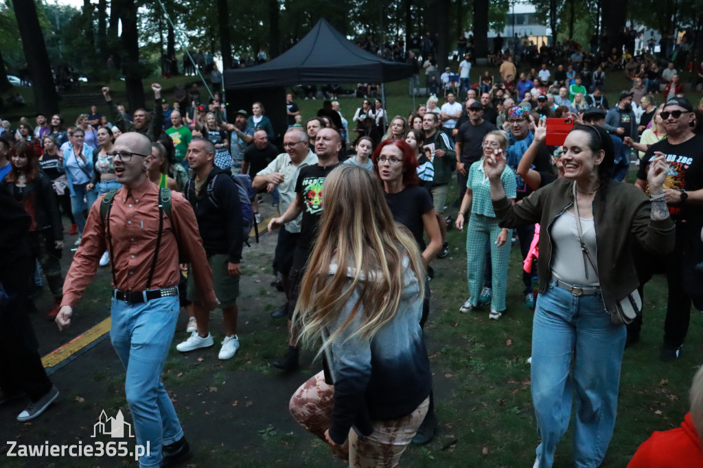 Fotorelacja II: Żywa Scena Zawiercie – Festiwal Reggae. Koncert zespołu KONOPIANS