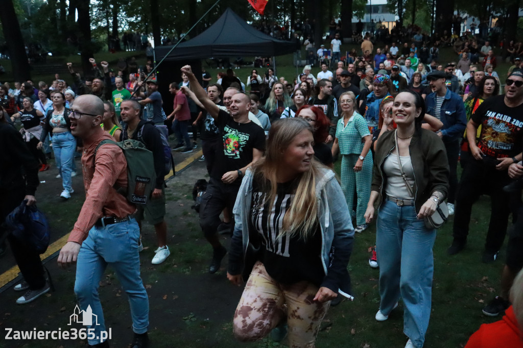 Fotorelacja II: Żywa Scena Zawiercie – Festiwal Reggae. Koncert zespołu KONOPIANS