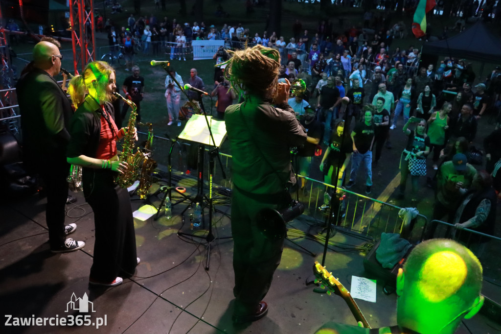 Fotorelacja II: Żywa Scena Zawiercie – Festiwal Reggae. Koncert zespołu KONOPIANS