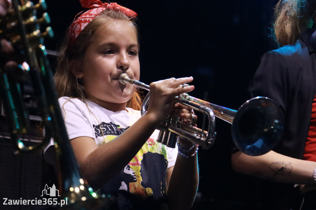 Fotorelacja II: Żywa Scena Zawiercie – Festiwal Reggae. Koncert zespołu KONOPIANS