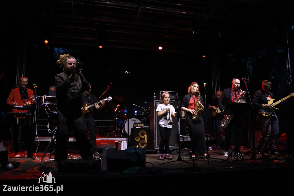 Fotorelacja II: Żywa Scena Zawiercie – Festiwal Reggae. Koncert zespołu KONOPIANS