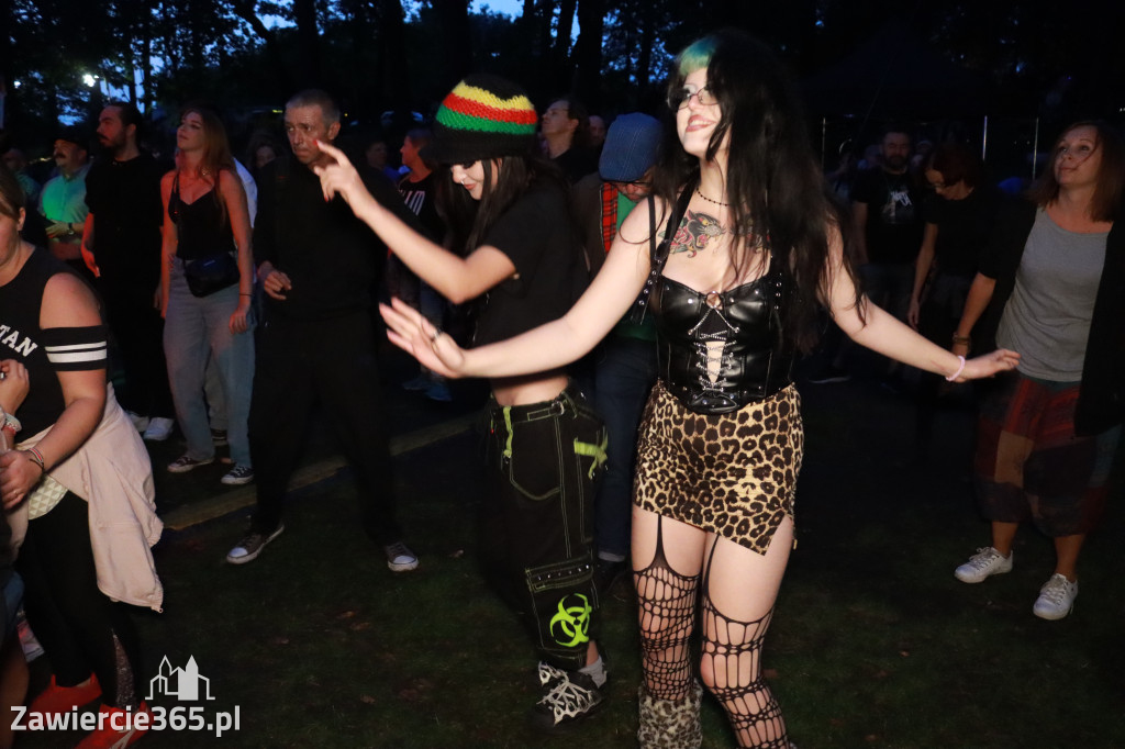 Fotorelacja II: Żywa Scena Zawiercie – Festiwal Reggae. Koncert zespołu KONOPIANS