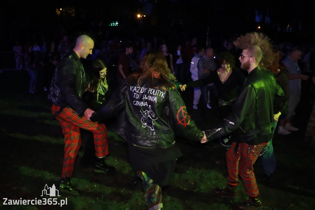 Fotorelacja II: Żywa Scena Zawiercie – Festiwal Reggae. Koncert zespołu KONOPIANS