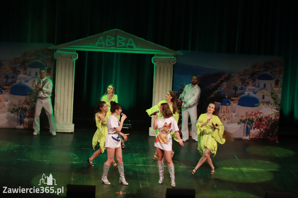 Fotorelacja: Mamma Mia - wspaniałe show w MOK Zawiercie