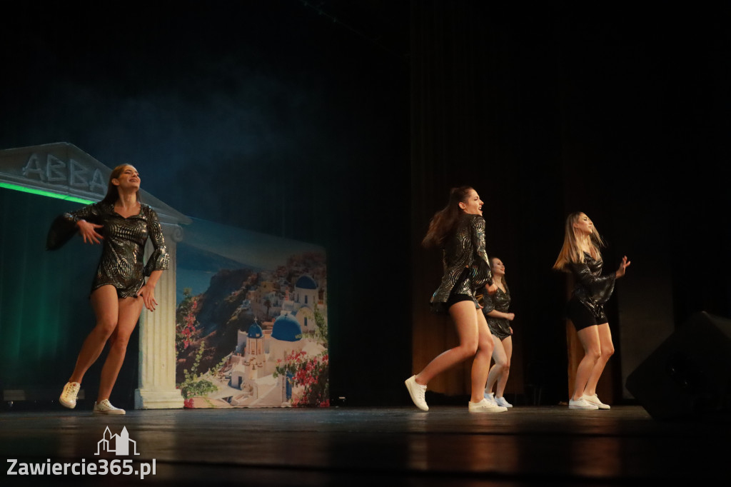 Fotorelacja: Mamma Mia - wspaniałe show w MOK Zawiercie