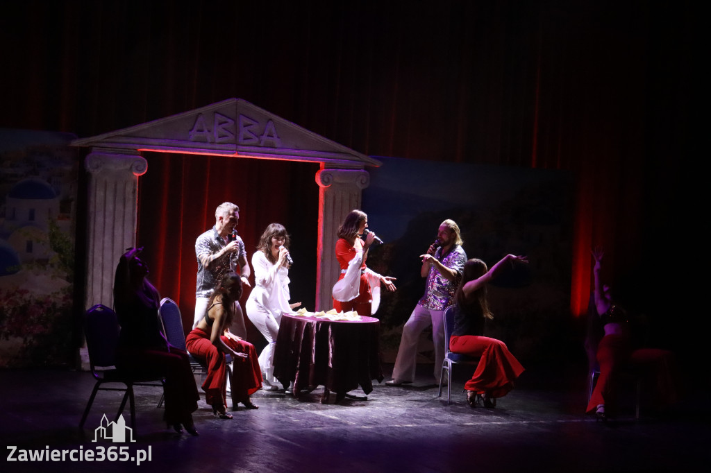 Fotorelacja: Mamma Mia - wspaniałe show w MOK Zawiercie