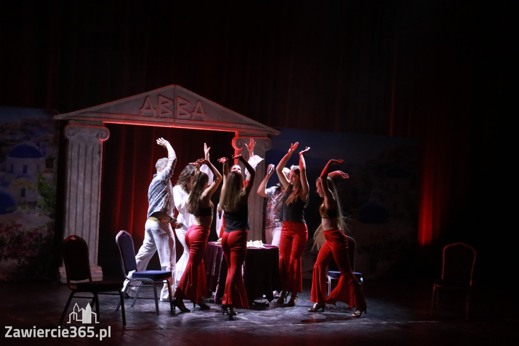 Fotorelacja: Mamma Mia - wspaniałe show w MOK Zawiercie
