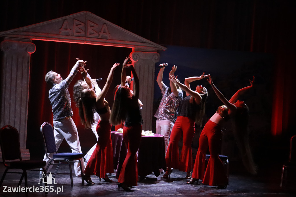 Fotorelacja: Mamma Mia - wspaniałe show w MOK Zawiercie