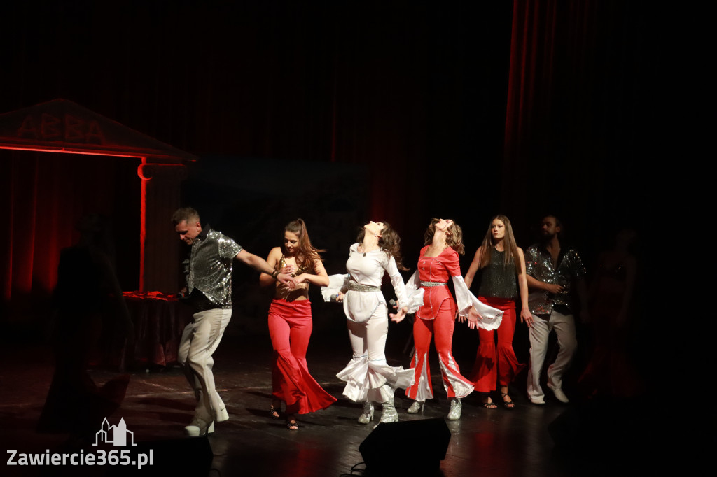 Fotorelacja: Mamma Mia - wspaniałe show w MOK Zawiercie