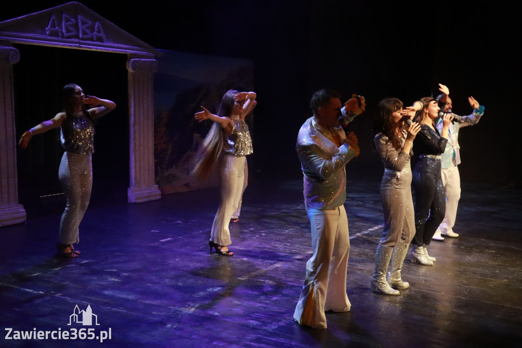 Fotorelacja: Mamma Mia - wspaniałe show w MOK Zawiercie
