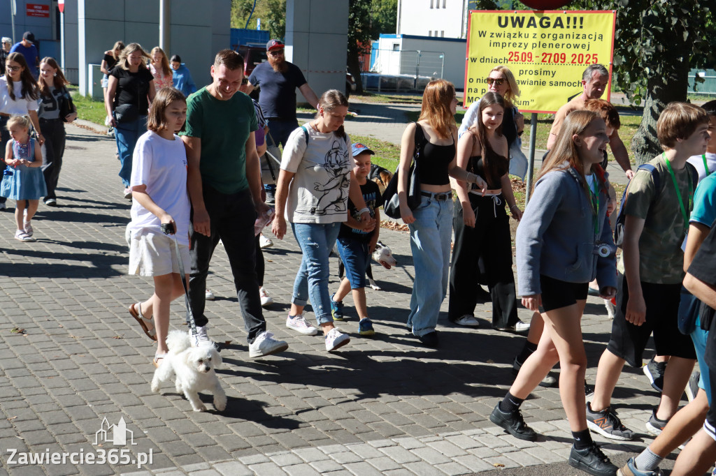 Fotorelacja: Parada psów w Zawierciu