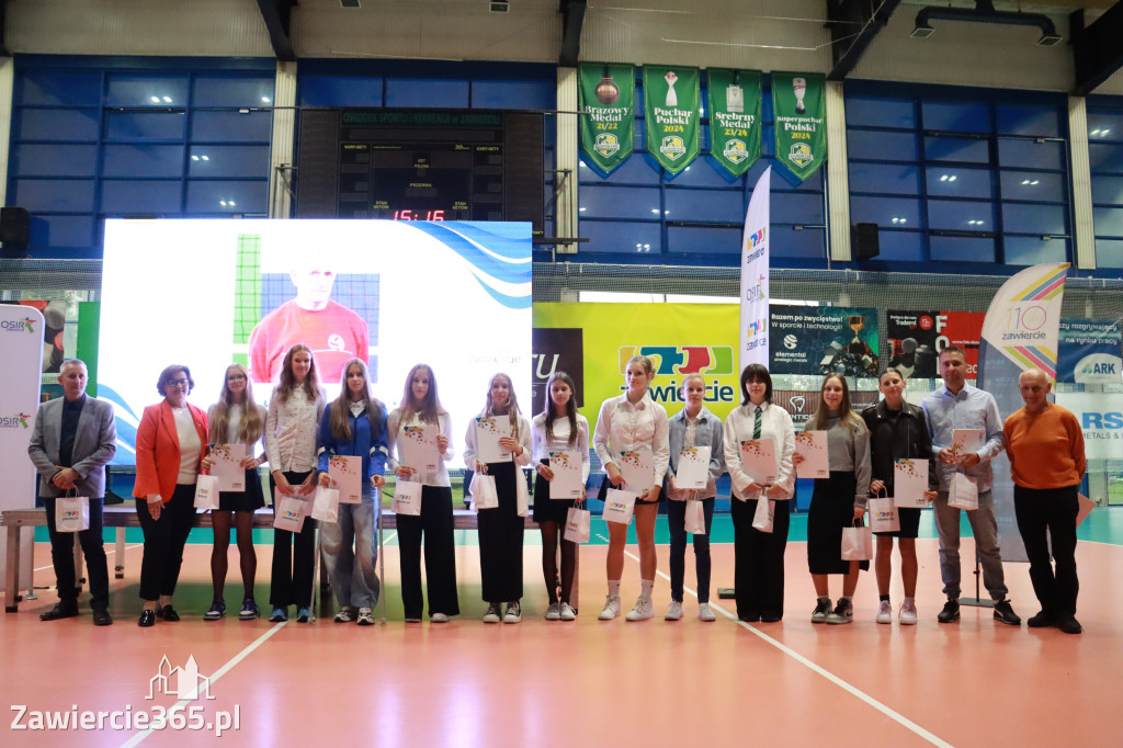 Fotorelacja: Nagrody Prezydent Anny Nemś za wysokie wyniki sportowe