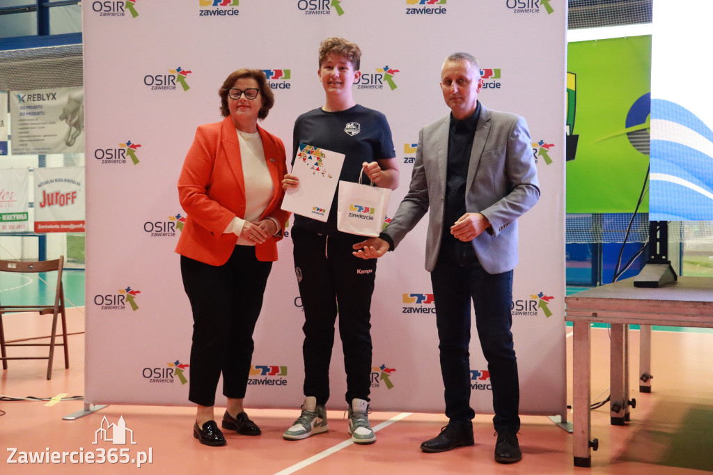 Fotorelacja: Nagrody Prezydent Anny Nemś za wysokie wyniki sportowe