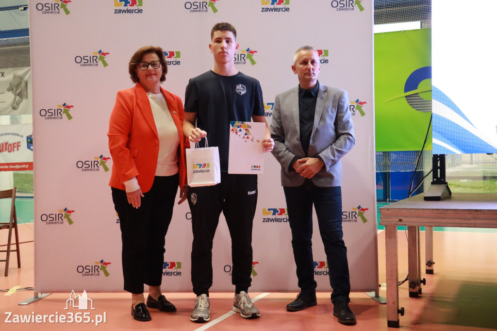 Fotorelacja: Nagrody Prezydent Anny Nemś za wysokie wyniki sportowe